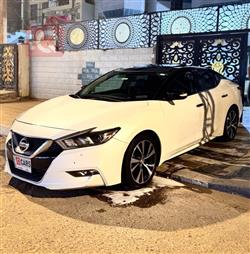Nissan Maxima